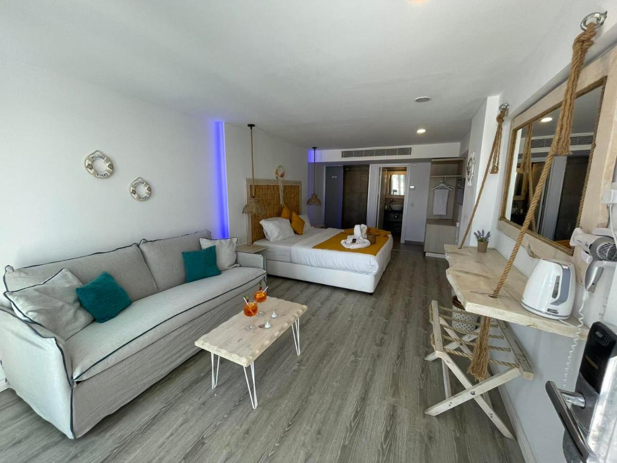 Ocean Dreams Suites - By The Harbour Agia Napa Exterior foto