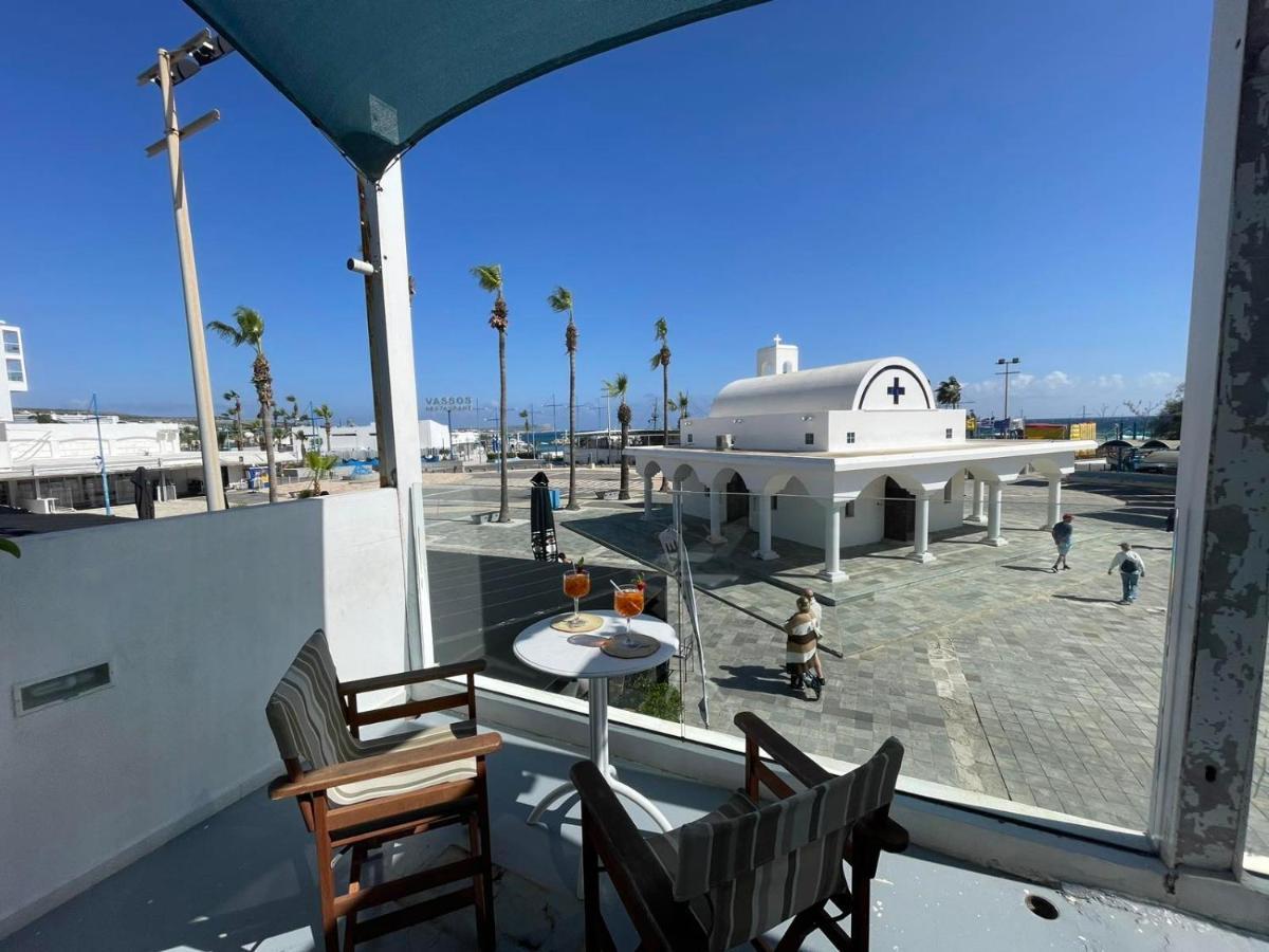 Ocean Dreams Suites - By The Harbour Agia Napa Exterior foto