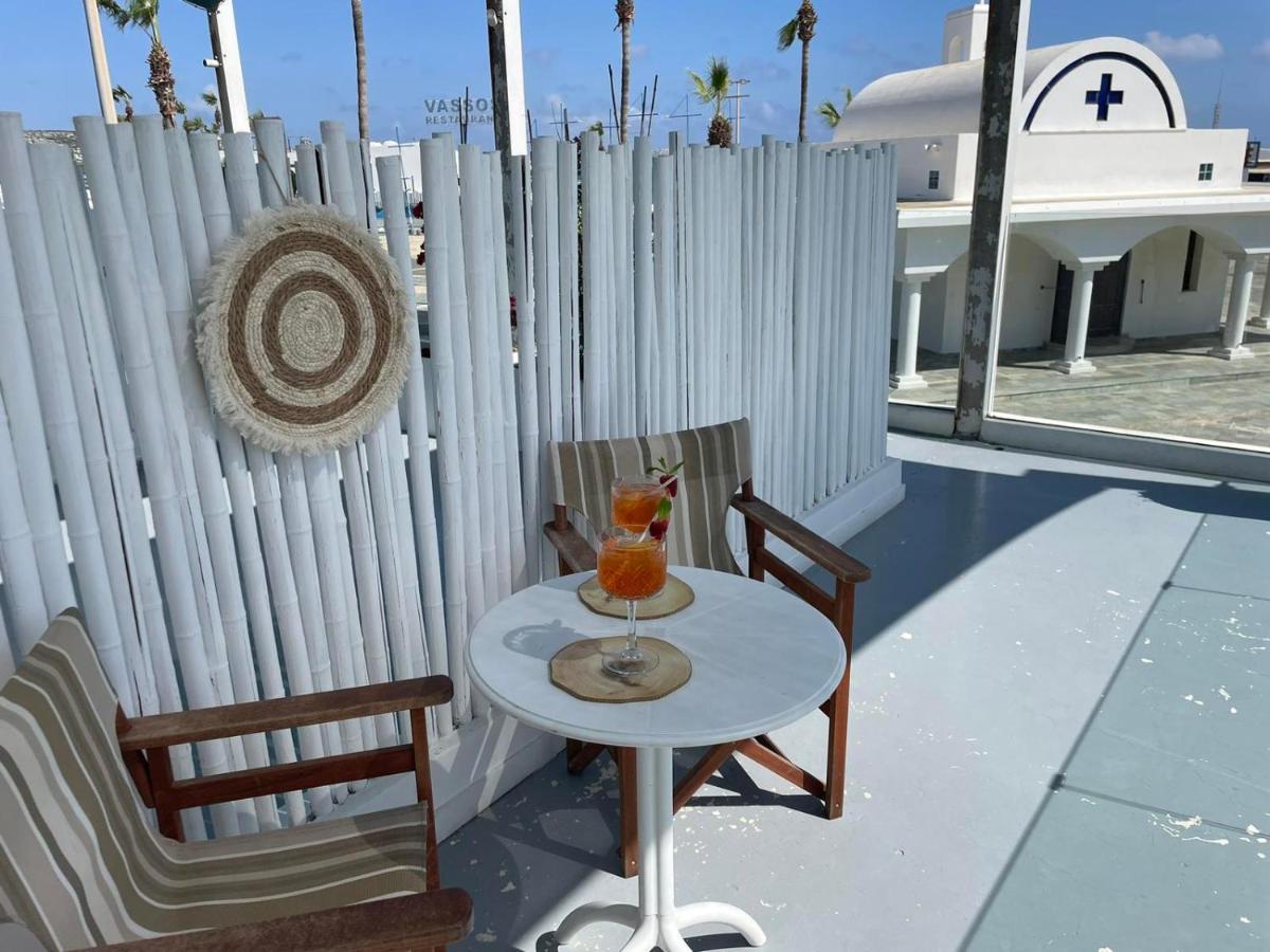 Ocean Dreams Suites - By The Harbour Agia Napa Exterior foto